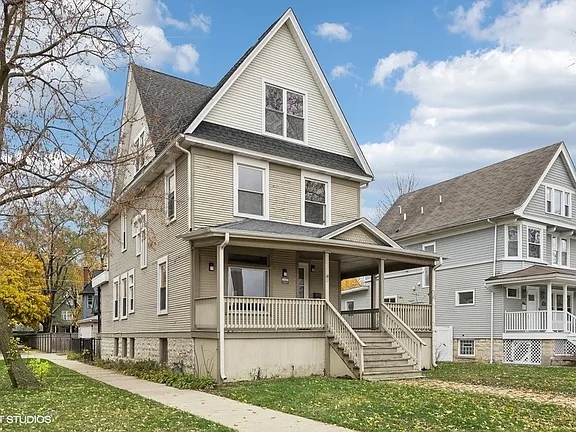 Front of a house in Berwyn that we bought fast